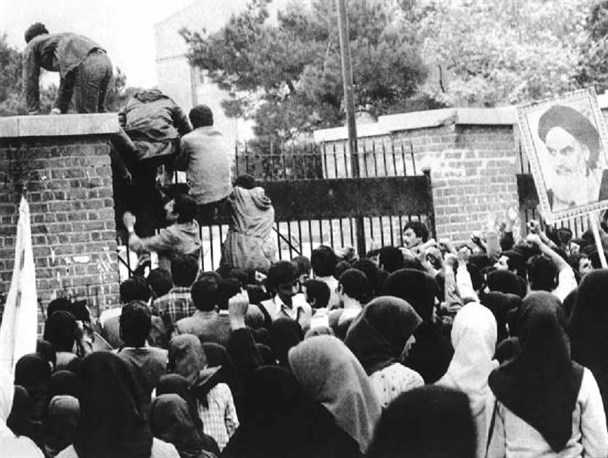 تسخیر لانه جاسوسی پایانی بر ابهت پوشالی آمریکا