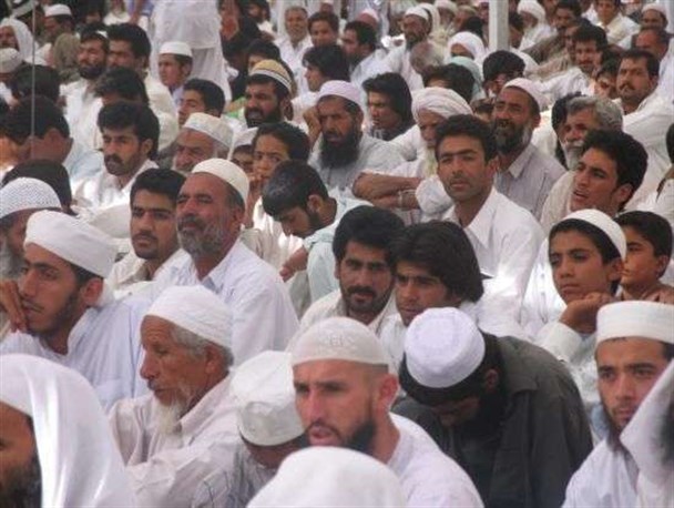 مبارزه با ایدئولوژی داعش وظیفه اصلی علما پس از فتح موصل است/ باید پای داعش از کشورهای مسلمان قطع شود