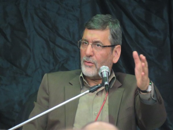 روی خوش نشان دادن به دشمن ضعیف جلوه دادن خودمان است