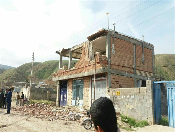 زلزله زدگان خراسان شمالی همچنان چشم به راه اعطای تسهیلات