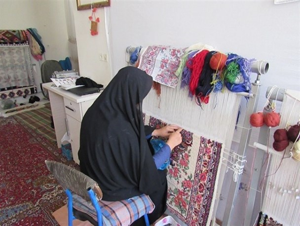 بافندگان فرش دستباف در یزد بیمه می‌شوند