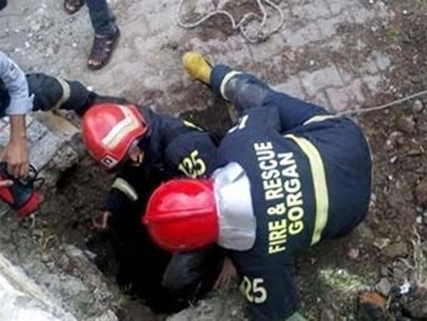 جزئیات جدید مرگ کودک دو ساله در ناهارخوران / داغ خانواده را با تسویه حساب های سیاسی بیشتر نکنید + تصویر