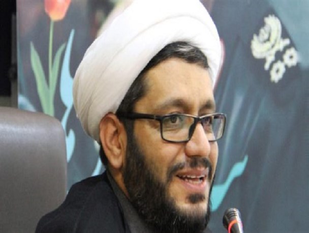 برای وحدت مذاهب، از بازگویی انحرافات دوری کنید/ تفرقه از تعمیم انحرافات شکل می گیرد