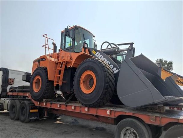 تیغ واردات ماشین آلات کره‌ای بر گلوی هپکو/ آیا زور دولت به وارداتچی‌ها نمی‌رسد؟!