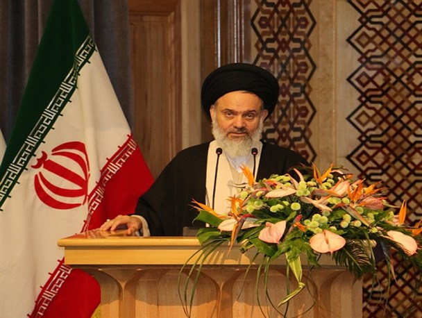 امروز جهان اسلام با مصیبتی عظیم دست و پنجه نرم می کند