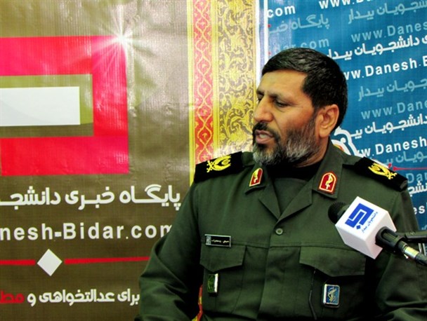 فرمانده سپاه استان پاسخ می دهد: آیا رابطه بسیج دانشجویی و سپاه باعث نظامی شدن این تشکل و به تعبعش محیط دانشگاه نمی شود؟