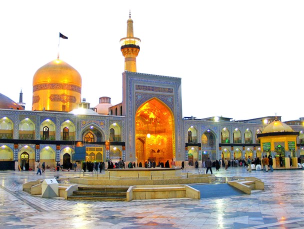 اعزام کاروان شوق زیارت از سوی کمیته امداد امام خمینی(ره) مراغه