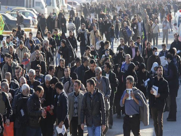 اندک اندک جمع مستان می رسند