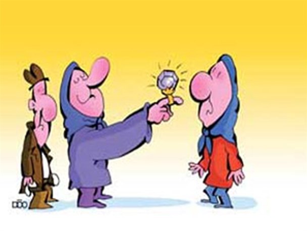 تنیدن تارهای چشم و هم چشمی بر در و دیوار یزد