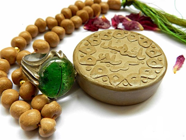 نماز در اولویت آخر بعد از جلسات قرار دارد