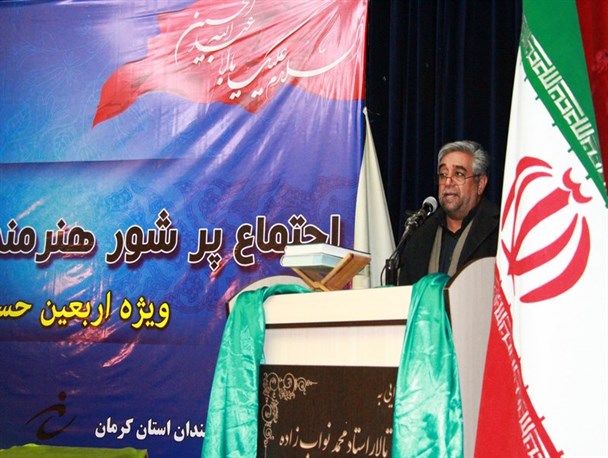 هنرمندان با هنر خود تفکر انقلاب را به جامعه معرفی کنند