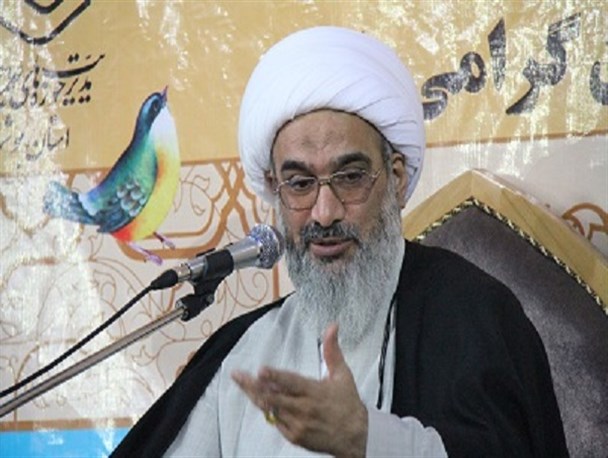 روحانی غیر انقلابی در استان بوشهر جای ندارد/ حوزه انقلابی رنگ علوی، تفکر حسینی و اهداف مهدی دارد+تصاویر
