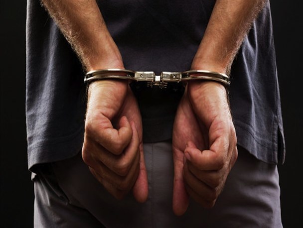 رئیس قلابی شرکت نفت در قصرشیرین دستگیر شد