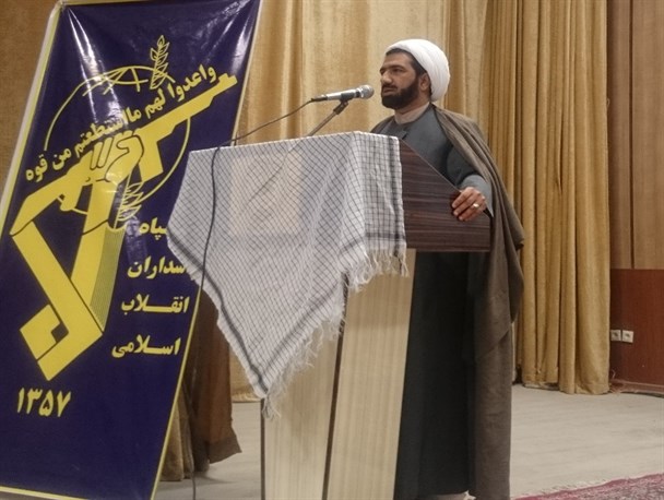 آمریکا در توهم و مدهوشی پیروزی انقلاب/ مردم مراقب شبهات فضای مجازی باشند