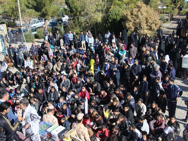 پیاده روی بزرگ خانوادگی در بجستان برگزار شد