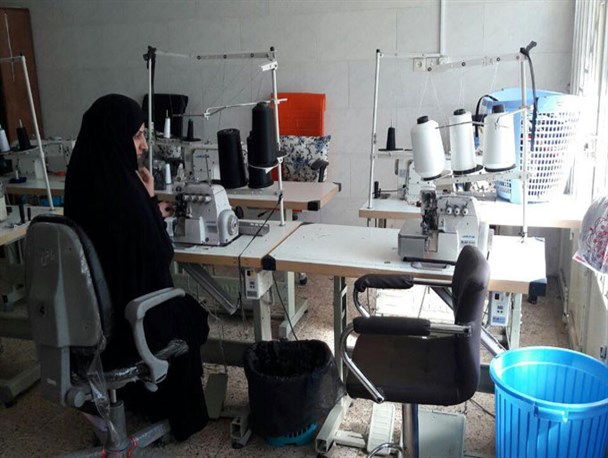 کارگاهم را با تسهیلات اقتصاد مقاومتی راه‌اندازی کردم/ زمینه کارآفرینی ۶ بانوی لردگانی فراهم شد