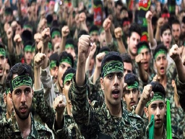 از نقش بسیجیان در عرصه های مختلف تا تحقق ارتش ۲۰ میلیونی مدنظر امام راحل