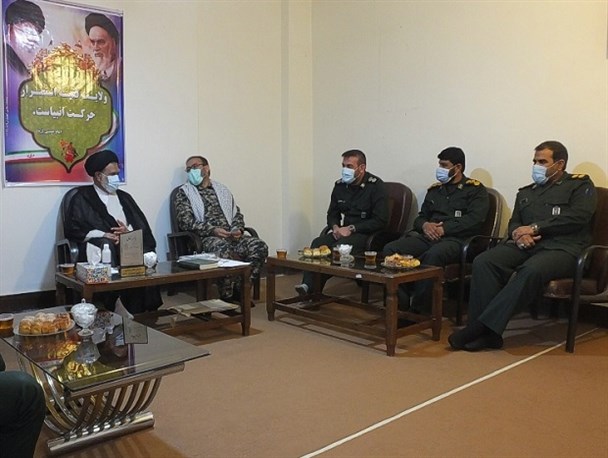 جهان‌خواران در مقابل تفکر بسیجی به زانو درآمده‌اند