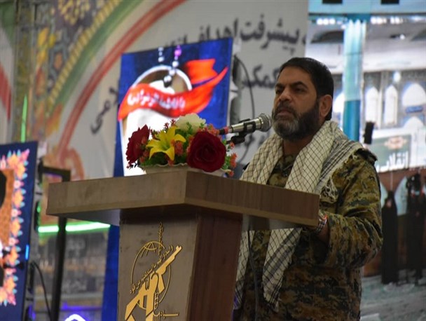 رمز موفقیت بسیج تبعیت محض از امام امت خویش بوده است