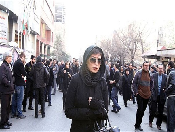 بازیگر معروف زن سیاهپوش شد+عکس