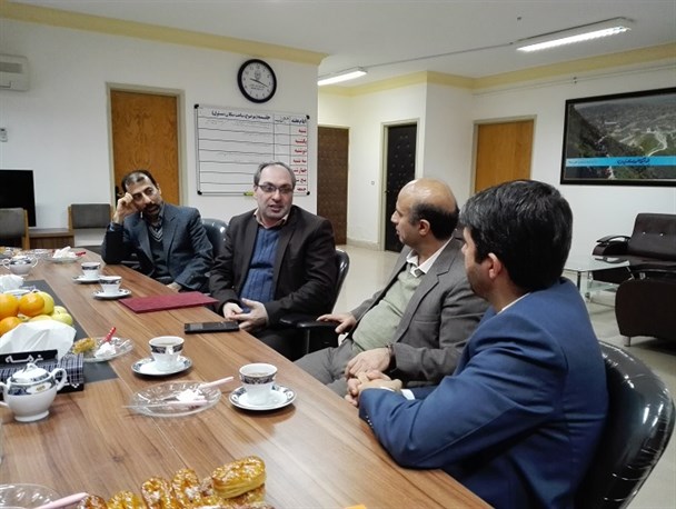 انتصابی دیگر در کلاله/ اولین رئیس شبکه بهداشت و درمان کلاله دوباره بر صندلی این مرکز تکیه زد + عکس