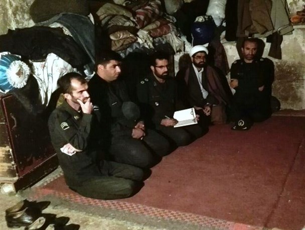 مسئولان نباید در خدمت به فقرا ذره ای کوتاهی کنند
