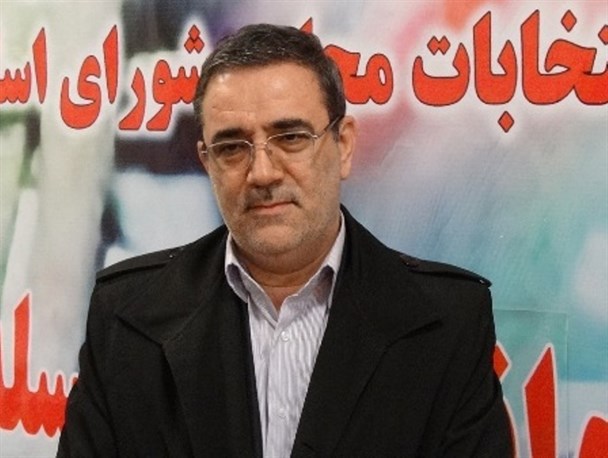 حجت‌الله سوری نامزدی خود را در حوزه انتخابیه دلفان و سلسله قطعی کرد/ شایعات ثبت نام وی در کرج پایان یافت