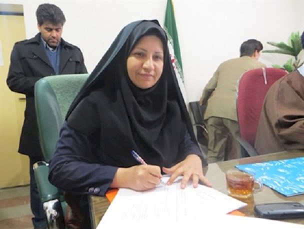 اولین کاندیدای زن اصلاح طلب در بویراحمد ثبت نام کرد + سوابق
