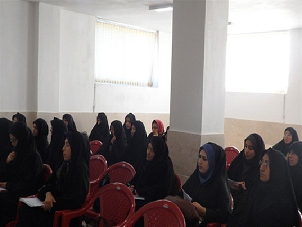 برگزاری کارگاه آموزشی کارآفرینی و اقتصاد مقاومتی در مبارکه