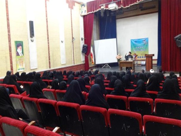 کارگاه آموزشی سبک زندگی قرآنی در کنگاور برگزار شد
