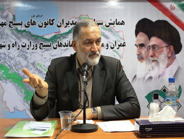 نقدینگی با شیب موجود در دولت تدبیر و امید 11 برابر می‌شود/ بازی دولت با ارقام و اعداد