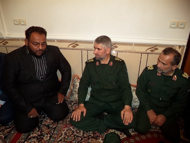 دیدار سردار فضلی با خانواده مرحوم "جهان پناه سیناء"+تصاویر