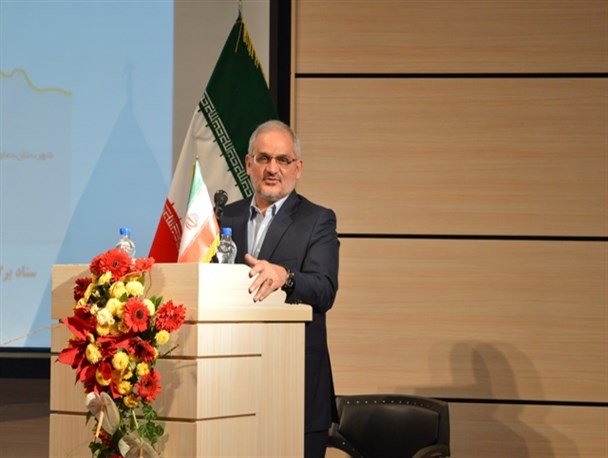 نیاز جدی و اساسی جامعه ما اقتصاد مقاومتی است