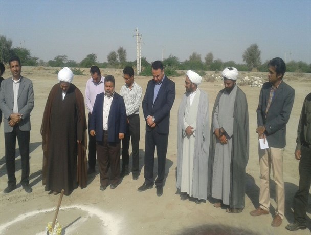 آئین کلنگ زنی ساخت یک واحد بهداشت و درمانی خیر ساز در میناب
