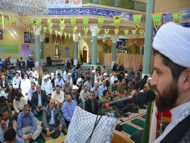 مردم در حماسه 9 دی، بساط فتنه را در هم چیدند/عده ای در بدنه دولت به دنبال حمایت از سران فتنه هستند