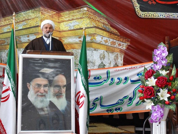 کلید حل مشکلات در داخل کشور است