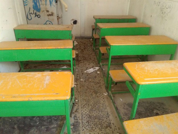 مدرسه ای چند منظوره در روستای زمین تومان/کانکسی که پناهگاه مارها و عقرب هاست+تصاویر
