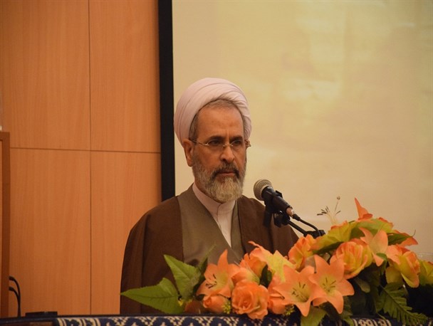 پایان‌نامه‌ دانشجویان به سوی حل مشکلات جامعه سوق داده شود+ تصاویر