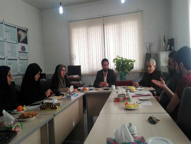 شبکه بهداشت و درمان اجازه جولان دادن در عرضه قلیان را نمی‌دهد