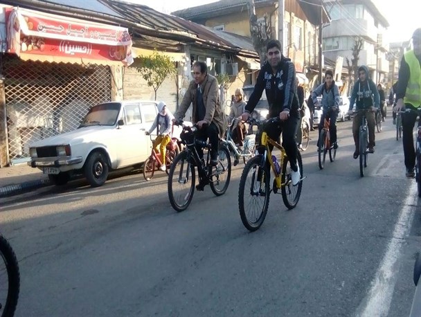 همایش دوچرخه سواری در رودسر برگزار شد