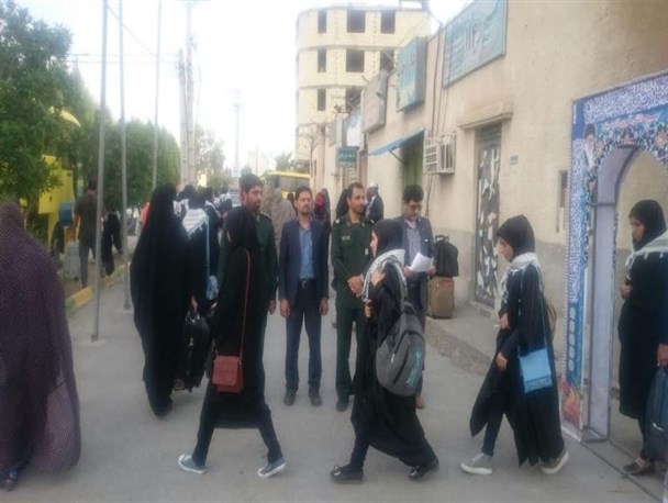 اعزام ۱۲۰دانش آموز مینابی به مناطق عملیاتی جنوب کشور