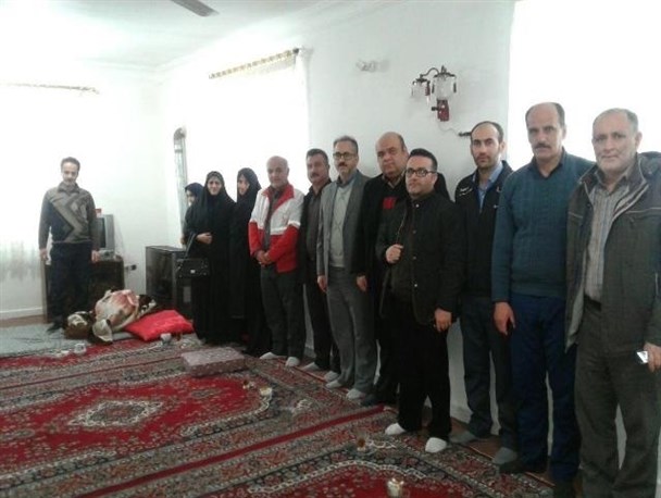 سرکشی خانواده های شهدا توسط مسئولین شهرستان شفت