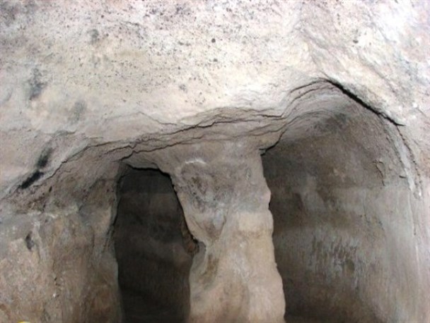سفر به اعماق تاریخ در غار باستانی گلستان نیر+تصاویر