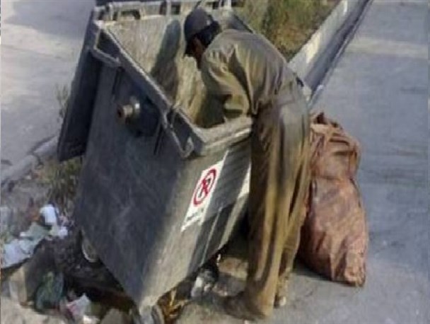 اعتیاد و بیکاری منشاء زباله گردی در دومین شهر بزرگ هرمزگان