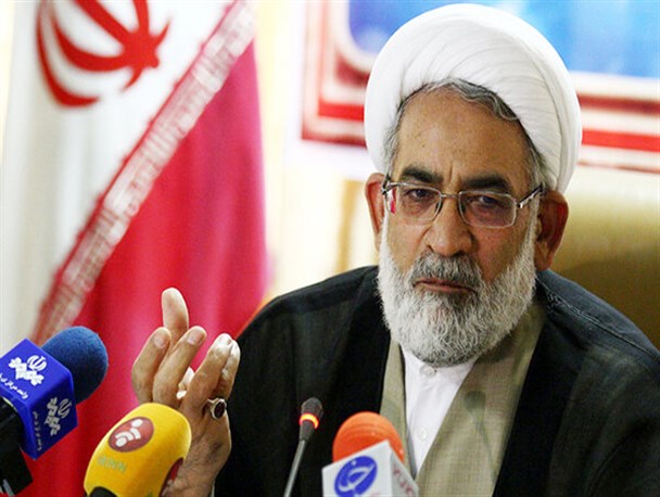 مجاهدان جنگ اقتصادی بلدند مشکلات را حل کنند/ نظام بانکی احتیاج به اصلاح دارد