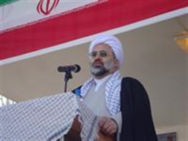 بسیجی مانند خاری در چشم استکبار است