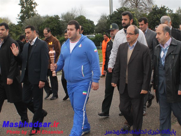 حمل مشعل المپیاد ورزشی کارگری کشور در بابلسر /گزارش تصویری