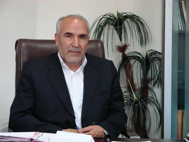 نمایشگاه سراسری مد و لباس اسلامی ایرانی در همدان گشایش یافت / لباس از موارد فرهنگ عمومی محسوب می‌شود
