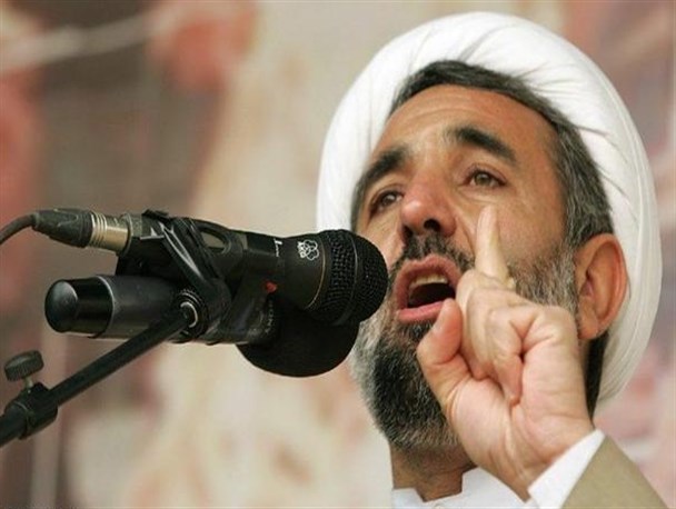 باید از پتانسیل مراجع تقلید در قم استفاده کنیم/ حل مشکلات اقتصادی و فرهنگی کشور در گرو تلاش جهادی و شبانه روزی است
