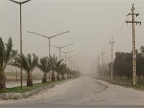 ریزگردها و آلودگی هوا دانش آموزان قصرشیرین را خانه نشین کرد